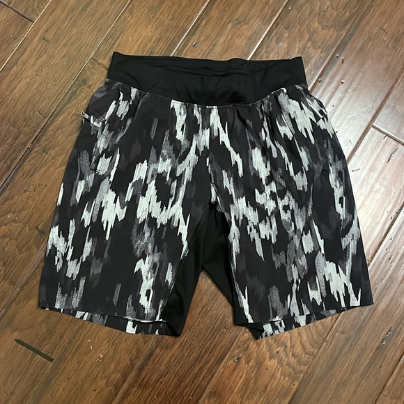 Lululemon T.H.E. Short *Luxtreme Liner 9" Rock Face Mercury Black Size Medium - Picture 6 of 15